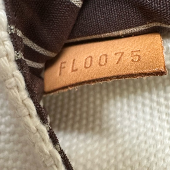 Available - Picture 6 of 7